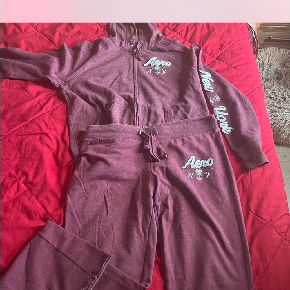 Aeropostale Women's Sweater Set in Burgundy